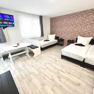 https://neu-eingerichtete-wohnung-im-stadtzentrum-furth-fuerth.nuremberg-hotels.org